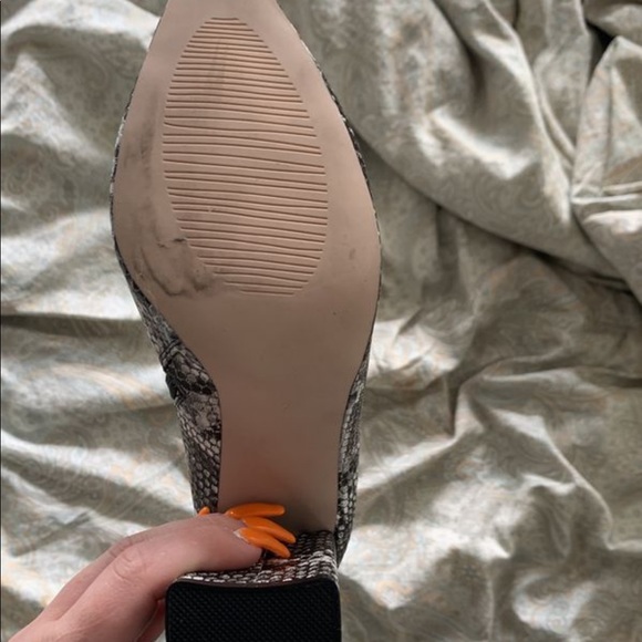 pretty little thing snake skin boots - Picture 2 of 3